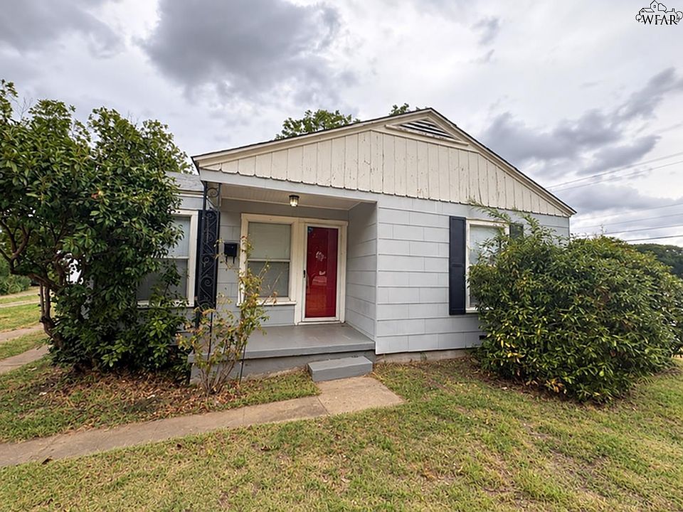 1st image of 1626 Ardath Ave