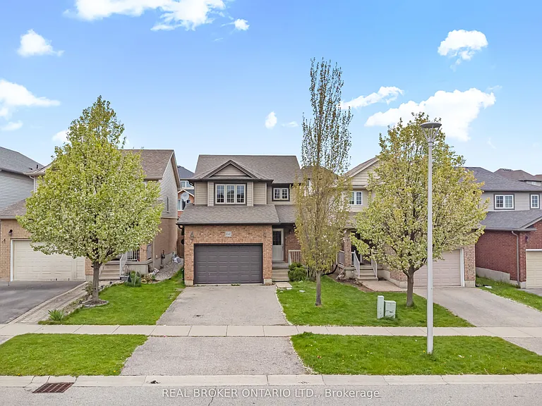 1047 Marquette Dr — Photo 5