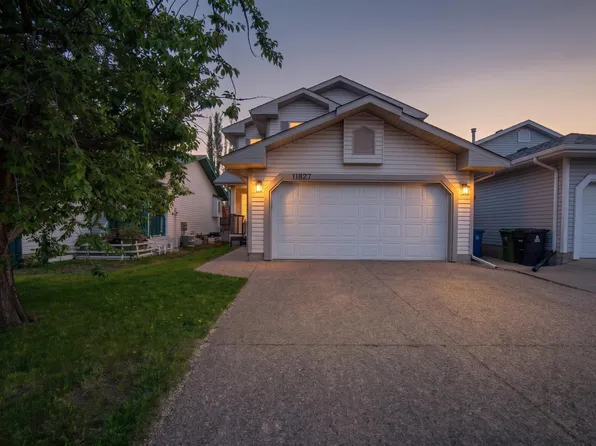 11827 8th Ave NW, Edmonton, AB T6J 6Z9