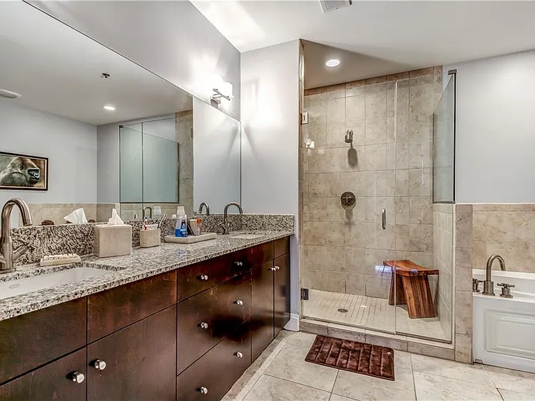 905 Juniper St NE #802 — Photo 11