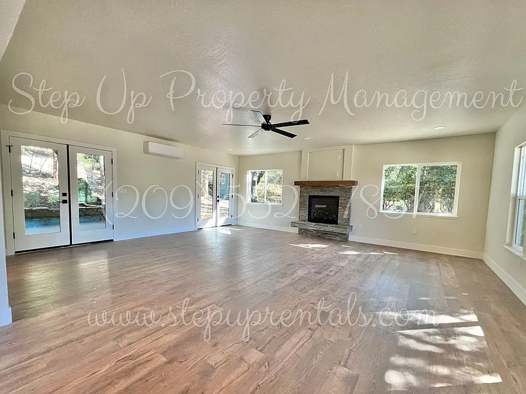 20400 N Sunshine Rd — Photo 5