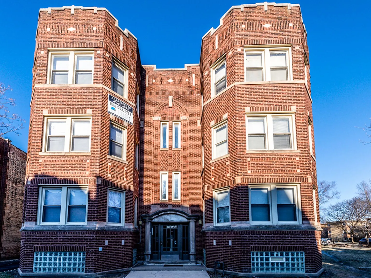 10908 S Vernon — Photo 1