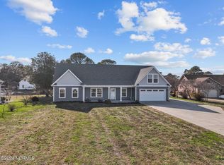 147 E Canvasback Dr, Currituck, NC 27929