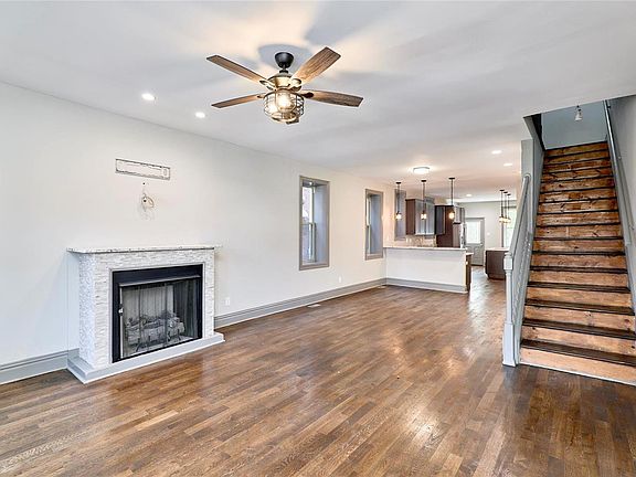 4th image of 3118 Sidney St