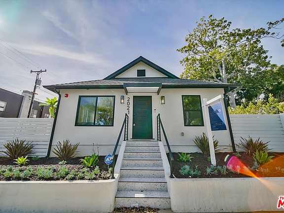 2nd image of 2021 Idaho Ave