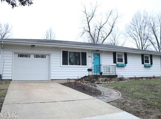 907 Sheridan Rd, Normal, IL 61761