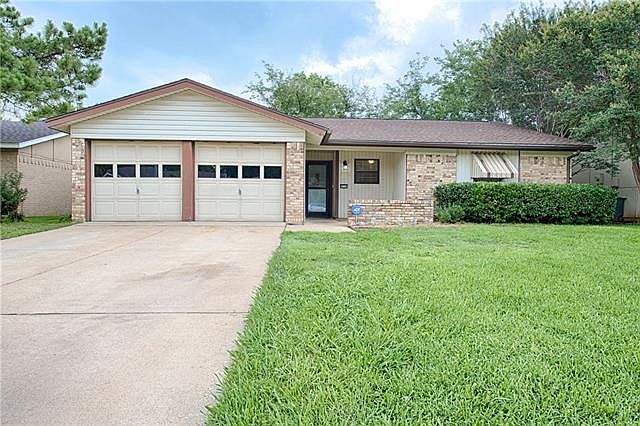 1st image of 2114 Scarlet Oaks Dr