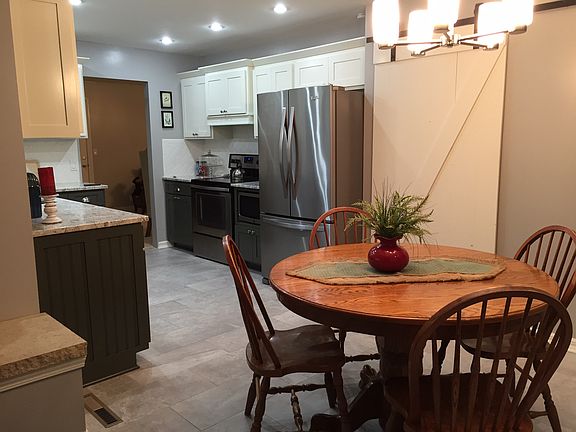 4th image of 3 N Mockingbird Ln