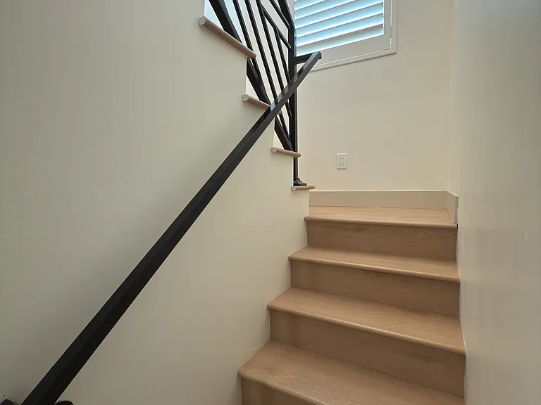 114 S Emerald Pl — Photo 5