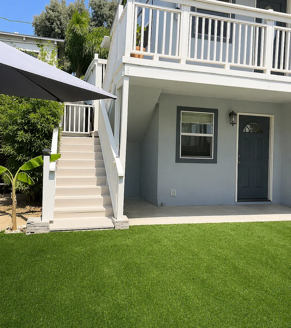 2 bed, 982 sqft, $3,800 — Photo 1