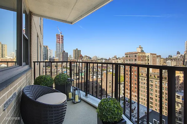 Sold by Corcoran | media 26