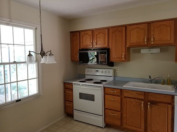 4th image of 343 Wolf Ave
