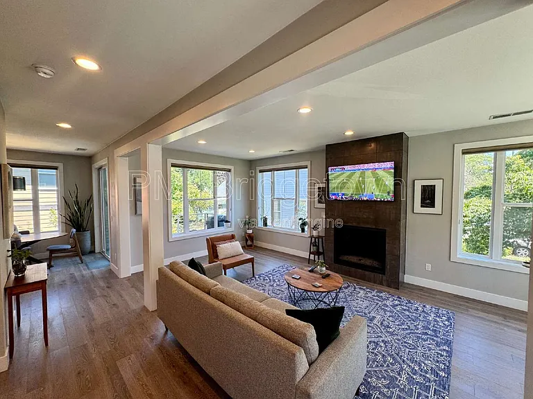 4609 SE Knight St #A — Photo 2