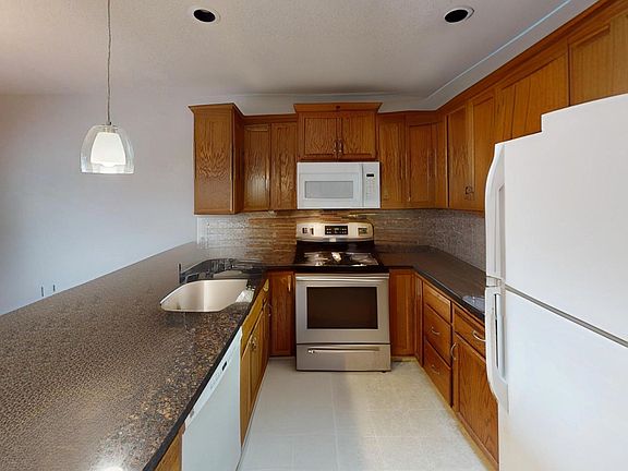 3rd image of 5808 Anchor Rd