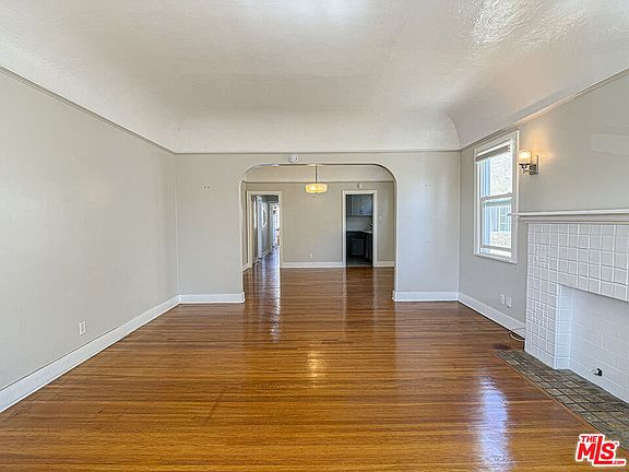 3rd image of 733 N Ridgewood Pl #735-1/2