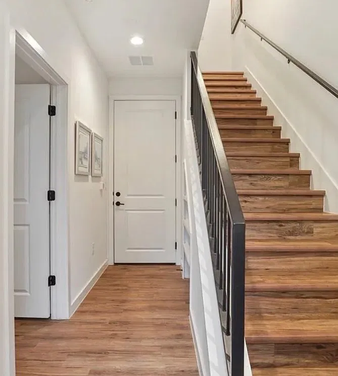 3 bed, 3.5 bath, 1807 sqft, $4,099 — Photo 1