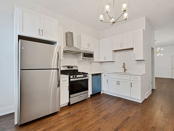 5th image of 1451 N Rockwell St APT 2