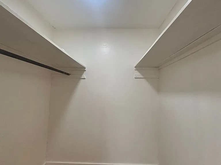 200 Perry St — Photo 20