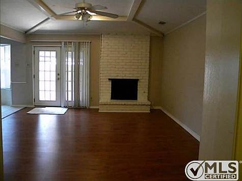 4th image of 10665 Sandpiper Ln