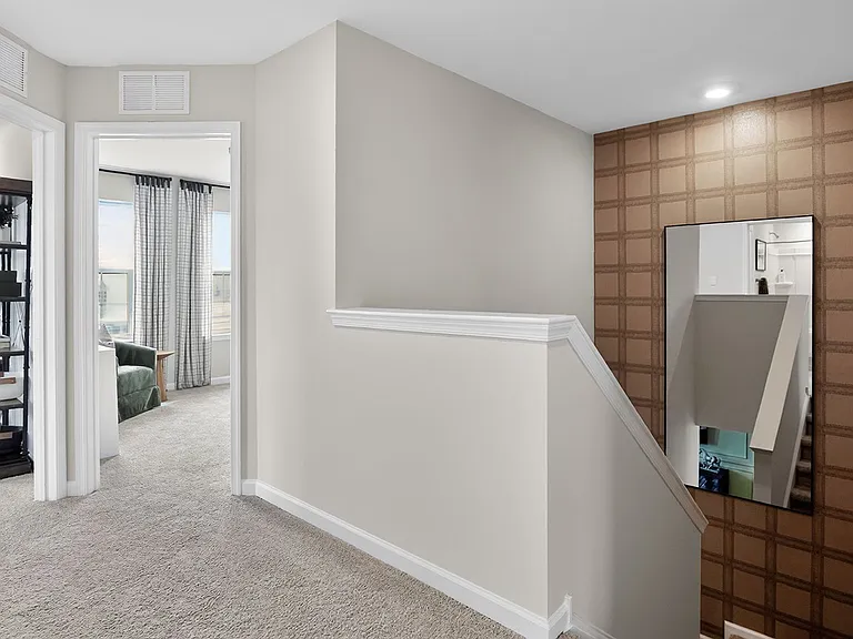 115 Spencer Ave — Photo 13