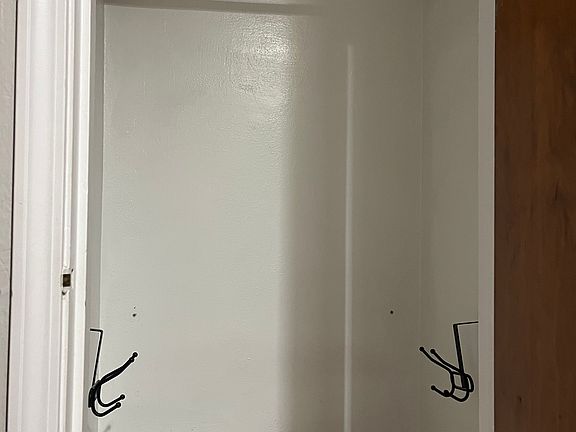 5th image of 3346 Wyckliffe Pkwy #1