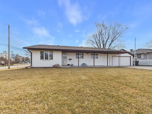 540 West Ave, Minden, NE 68959