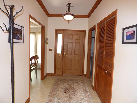 3rd image of 745 Burlwood Dr