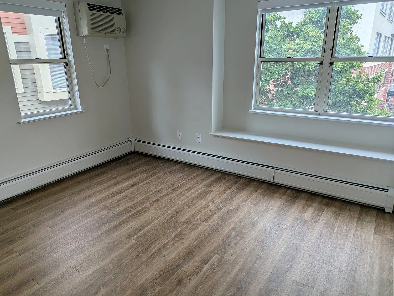 2 bed, 1.5 bath, 1222 sqft, $3,800 — Photo 1