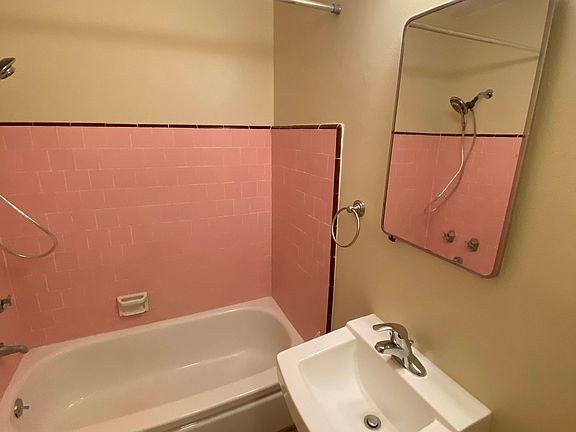 3rd image of 1804 T St APT 8