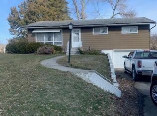 401 Scuyler St, Pomeroy, IA 50575