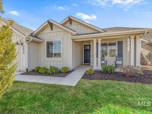 5825 W Daphne Dr, Meridian, ID 83646