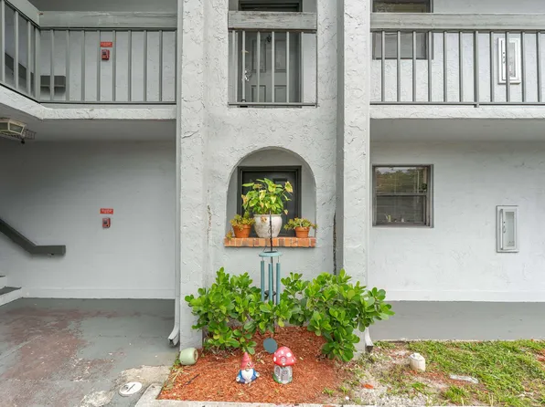 2050 N Congress Avenue #109, West Palm Beach, FL 33401