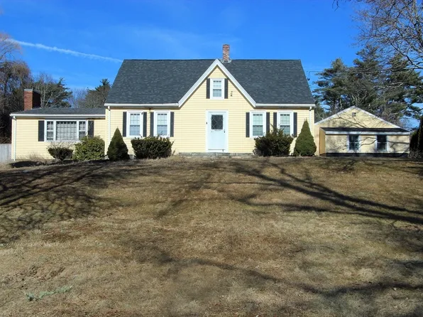 53 Vaughan St, Middleboro, MA 02346