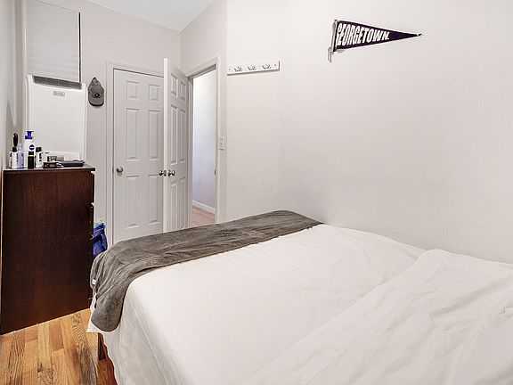 4th image of 453 E 84th St #4
