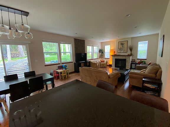 4th image of 3351 SW Fairway Point Dr