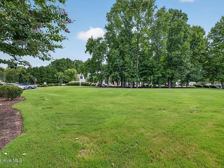 3901 Botsford Ct #101 — Photo 39