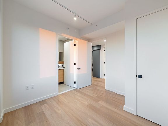 5th image of 931 Carroll St #714