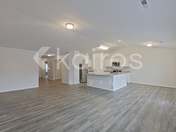 4th image of 1190 Amberlight Cir