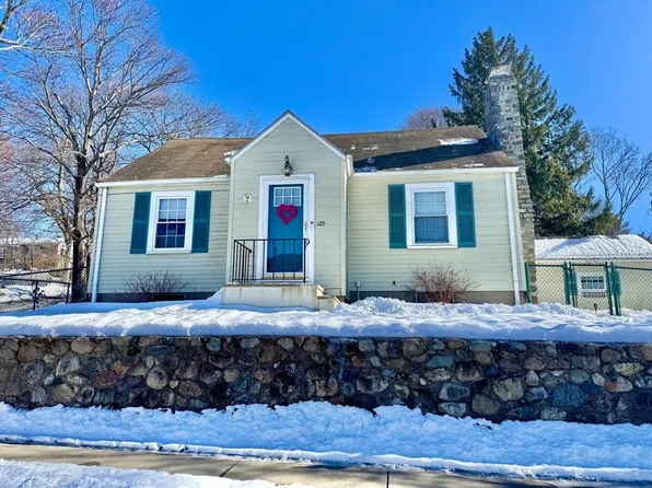 125 Pine Grove Ave, Lynn, MA 01904