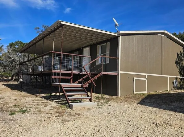 1021 13th, Lakehills, TX 78063