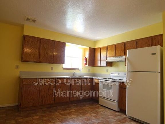3rd image of 2135 Meppen Dr Unit 2139