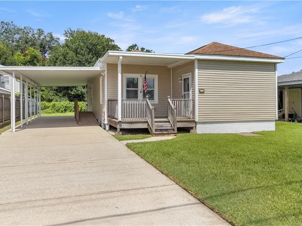 2240 Little Flower Ln, Marrero, LA 70072