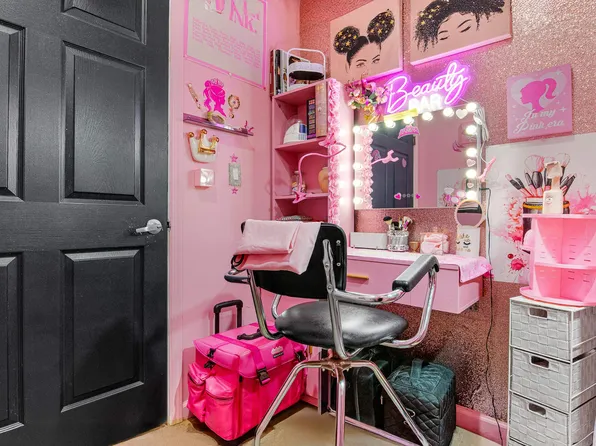 809-811 Broadway image 21 of 29