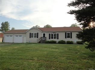 2726 Brown Rd, Newfane, NY 14108