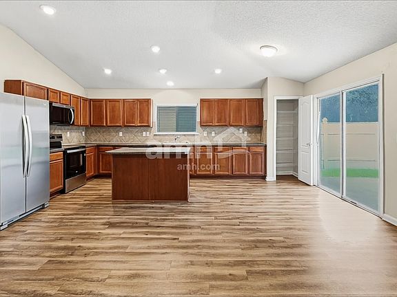 4th image of 12336 Deersong Dr