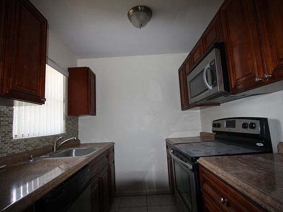 2nd image of 3250 E Atlantic Dr
