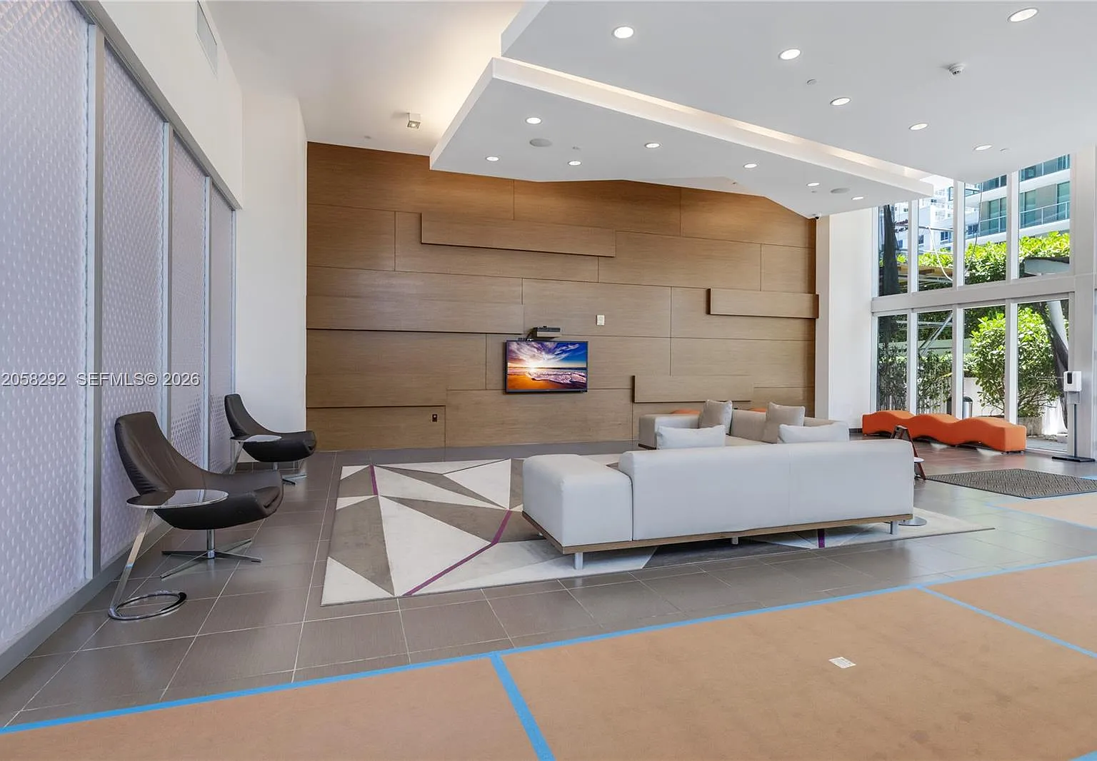 Axis On Brickell — Photo 3