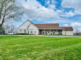 66 Windy Hill Dr, Murphysboro, IL 62966