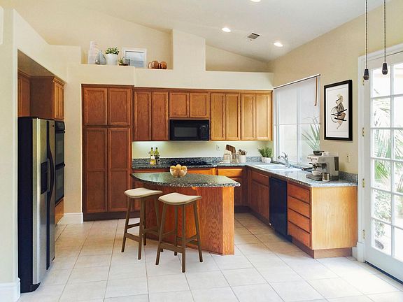 2nd image of 2498 Birchwood Way #1
