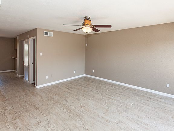 2nd image of 16 Mariner Village Dr